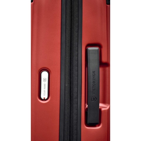 VICTORINOX SPECTRA 3.0 EXPANDABLE GLOBAL CARRY-ON CABIN CASE WITH VERTICAL QUICK-ACCESS DOOR, Red